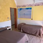 Hotel Wega 3*