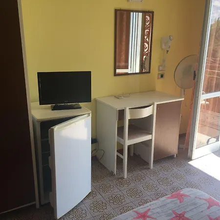 Hotel Wega 3*
