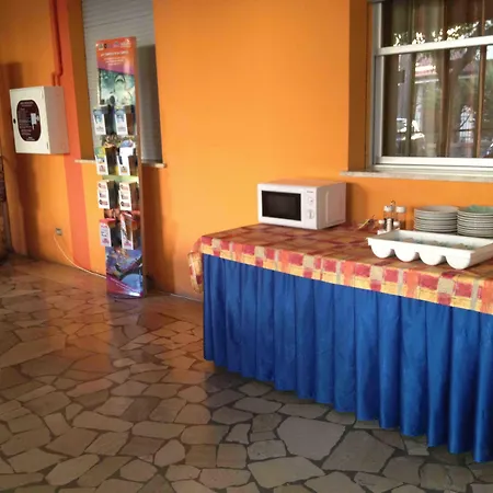 Hotel Wega 3*