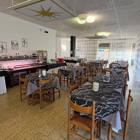 Hotel Wega 3*